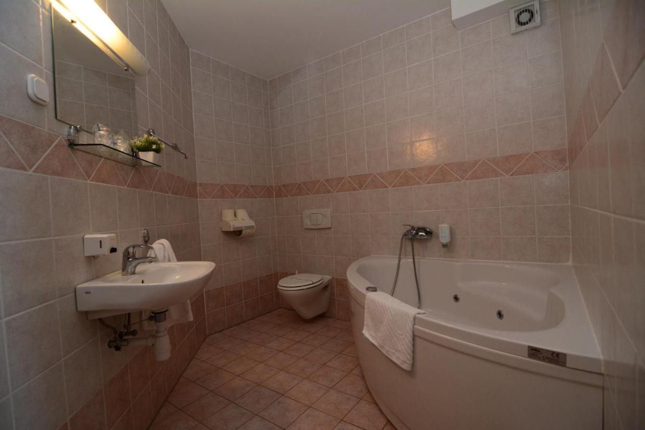 Gostisce Vinski Hram Hotel Ivanjkovci Zewnętrze zdjęcie